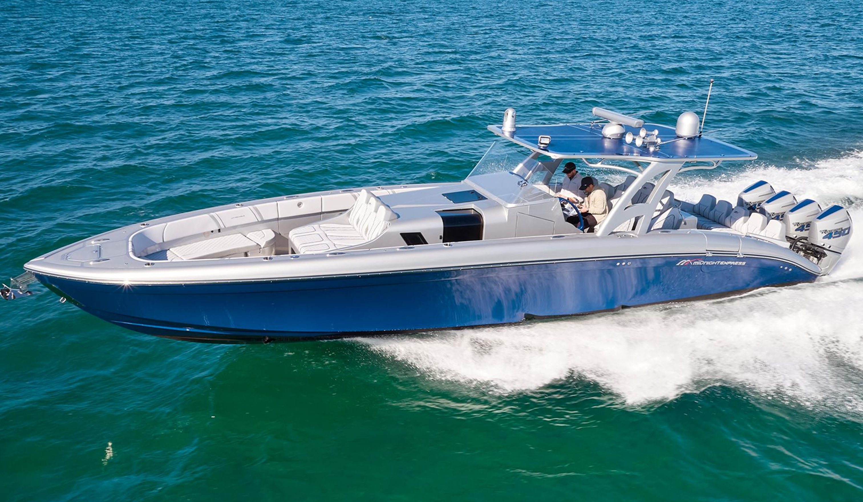 Hull Pro One HULL PRO: GELCOAT PROTECTION ON A 43' SOLSTICE – Armus Marine